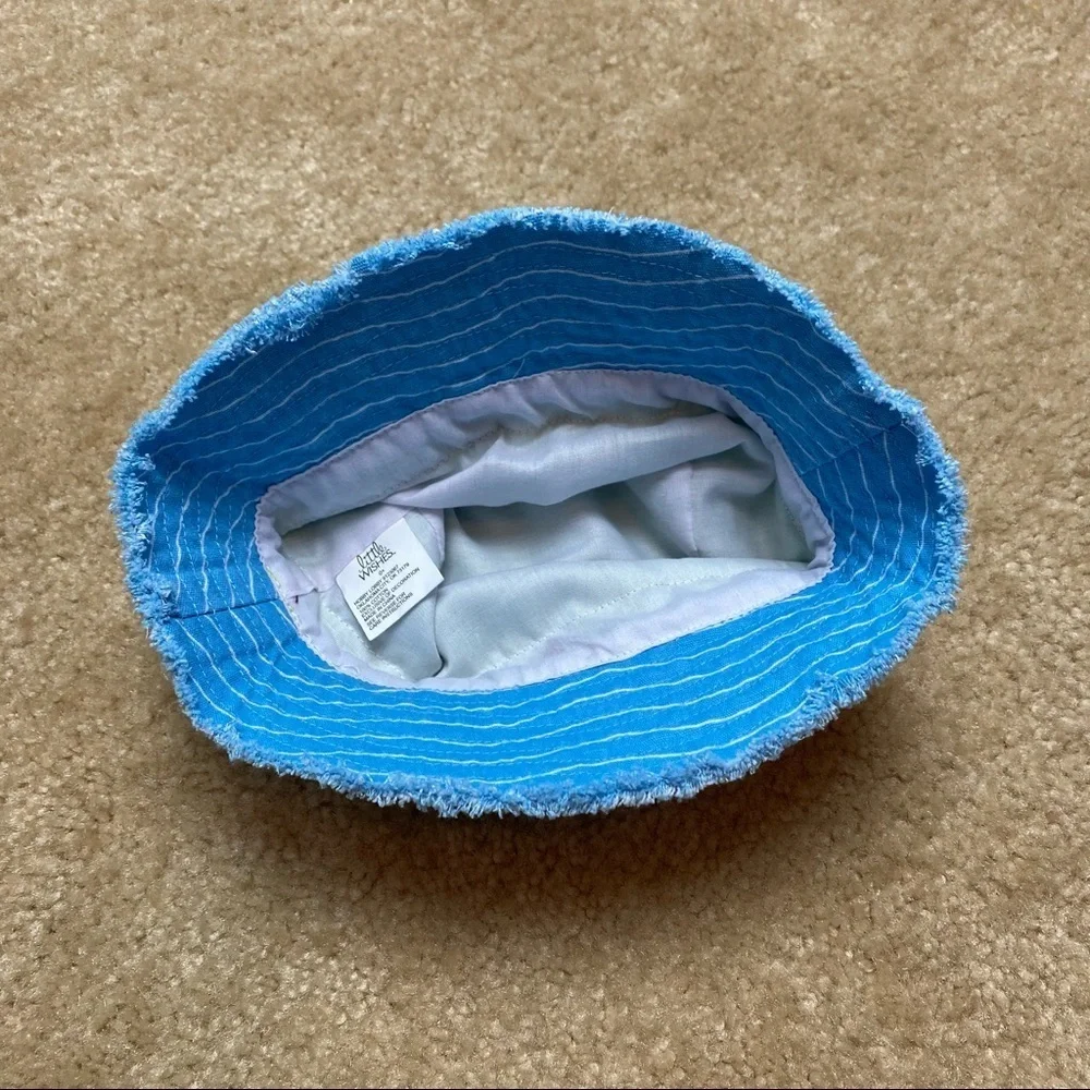 Little Wishes Baby sun hat Whale design